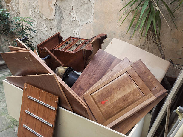 Best Junk Hauling Services  in Middleport, NY